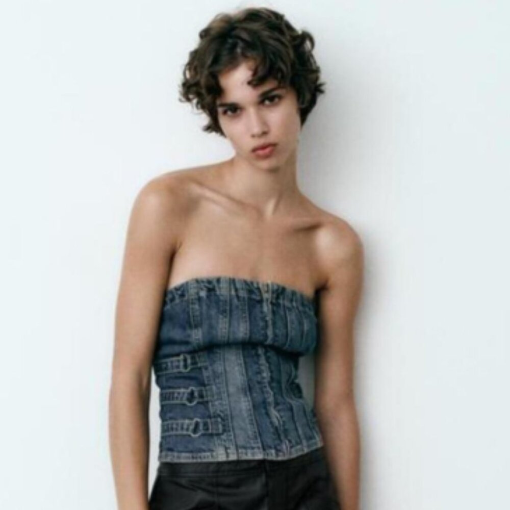 OPEN SHOULDER DENIM TOP